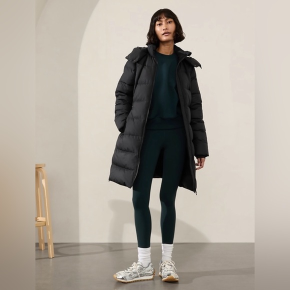 Athleta Downtown Puffer Parka // Black - Picture 1 of 15